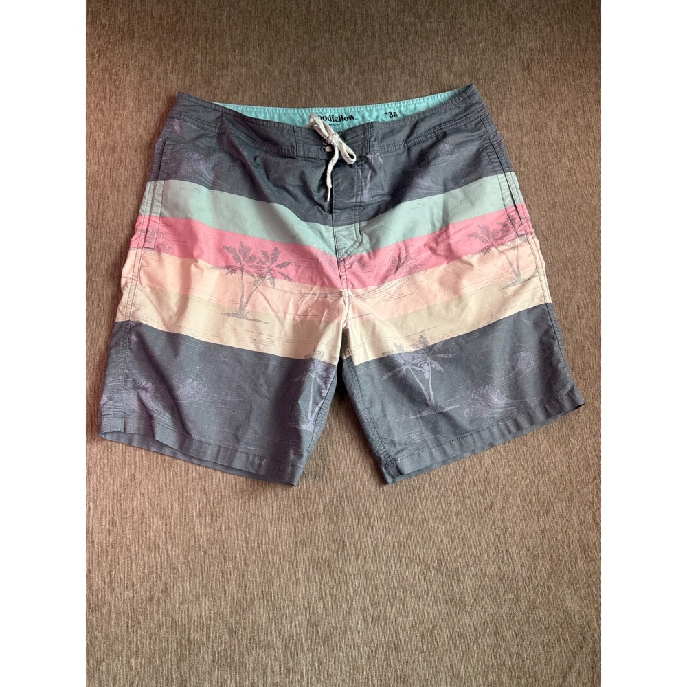 Goodfellow & Co Mens 36 Board Shorts Tropical Palm Wave Stripe Swim Trunks Grey